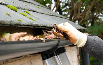 gutter cleaning Lynsted, Kent